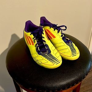 Adidas F50 soccer shoes (children)